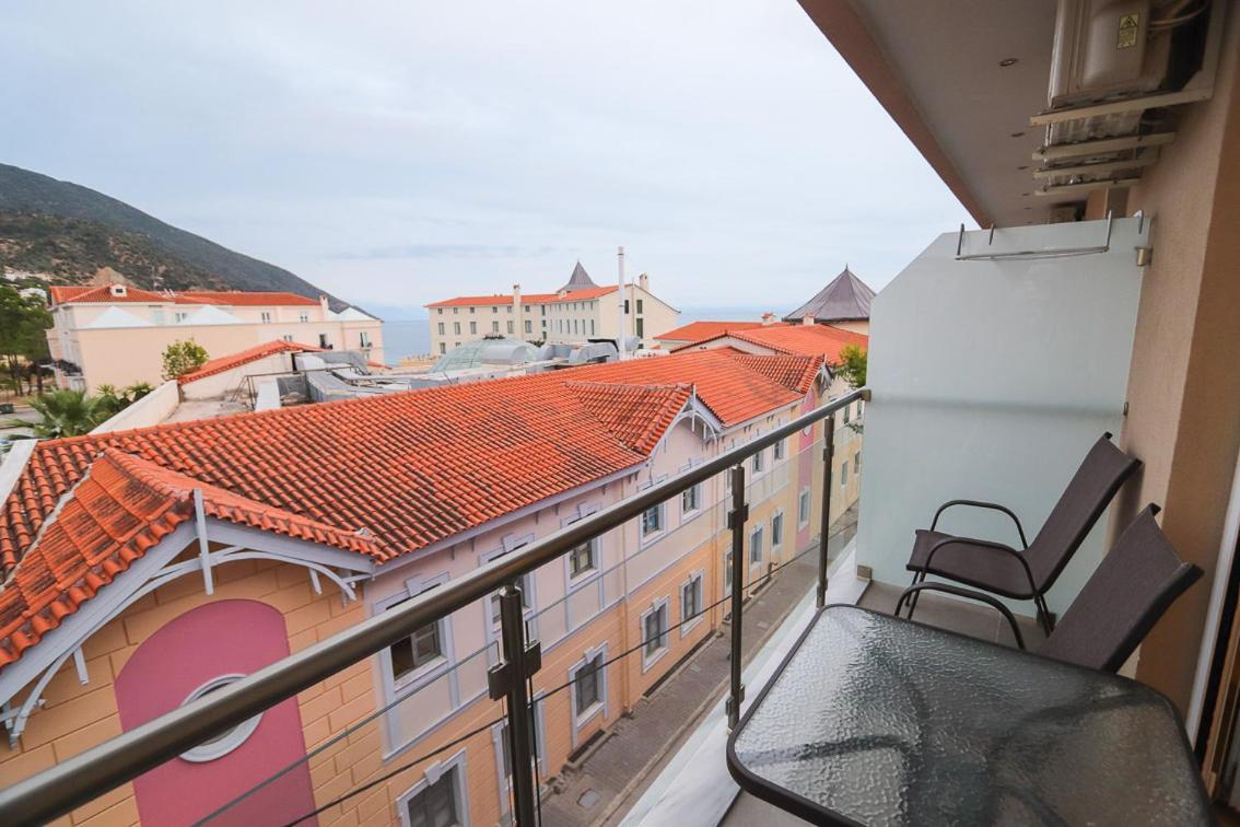 Hotel Banbus Loutra Edipsou  Exterior photo