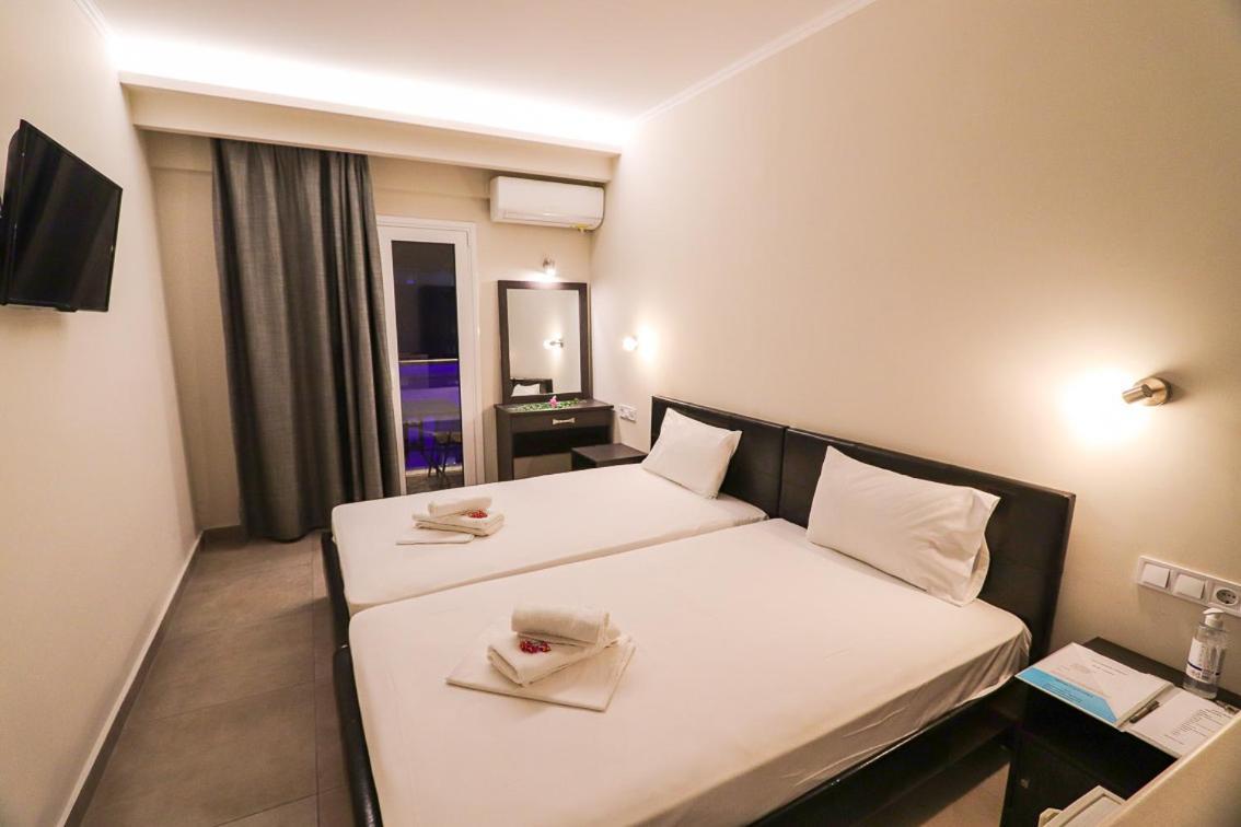 Hotel Banbus Loutra Edipsou  Exterior photo